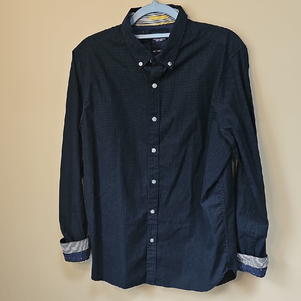 Denim & Flower Navy Button-Down Shirt irt